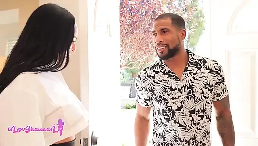 There's Perks When I'm Your Real Estate Agent