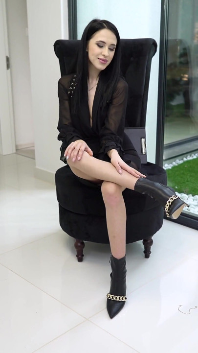 Alyssa Bounty drives you wild with her feet and pussy - ItsPOV