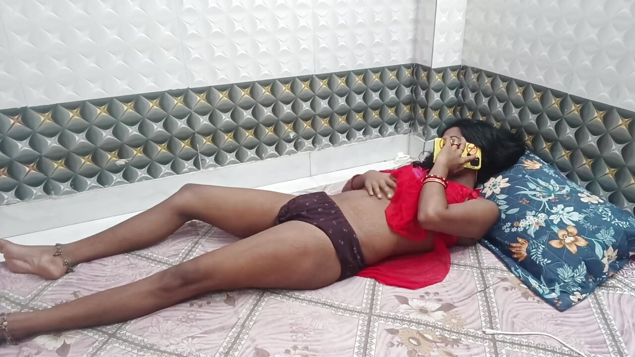 Desi Girl in Red Lingerie Home Sex - Doggy & Missionary Fuck