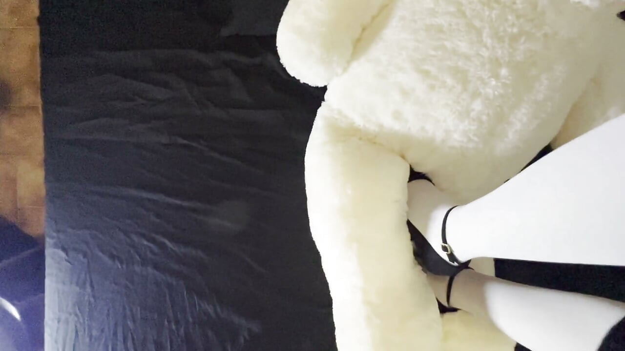 Heels Trample Teddy EP. 2