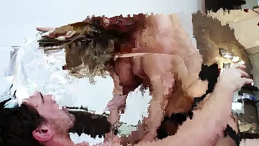 Sarışın orta yaşlı seksi kadının götü zonklayan yarakla genişliyor