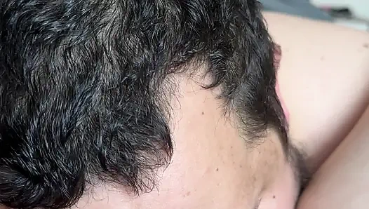 Вылизываю киску подруги