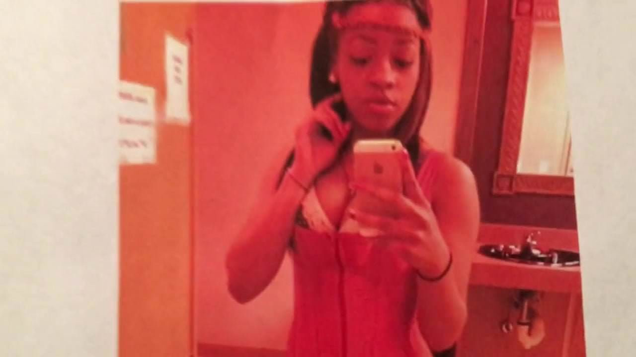 Freakyygurll Cum Tribute!