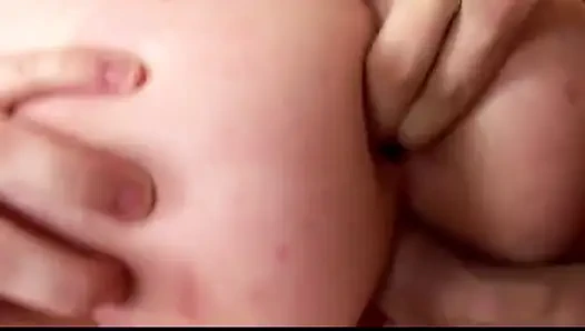 Memek gadis toket besar alami mengisap kontol besar