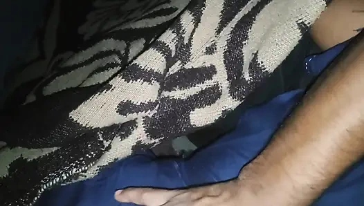 Деси тётя ко карне ка маджа алаг хай