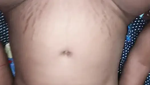 Hari ini aku menyetubuhi saudari iparku dan menuangkan jus ke dalam memeknya.