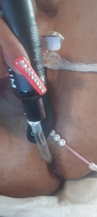 Expanding my Sissy hole