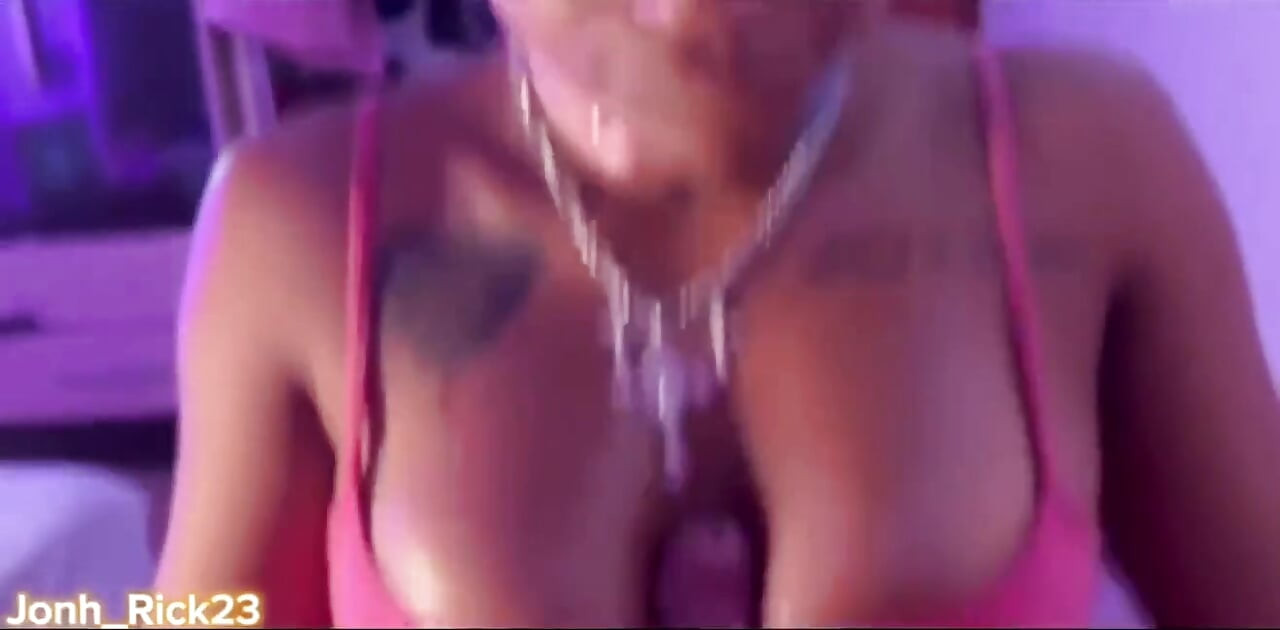 Das freche mädchen gab mir einen schönen blowjob