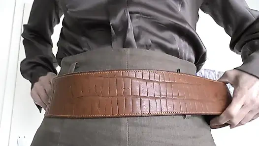 Exciting Belt Fitting with a Linen Skirt, Part 1, Lady Victoria Valente