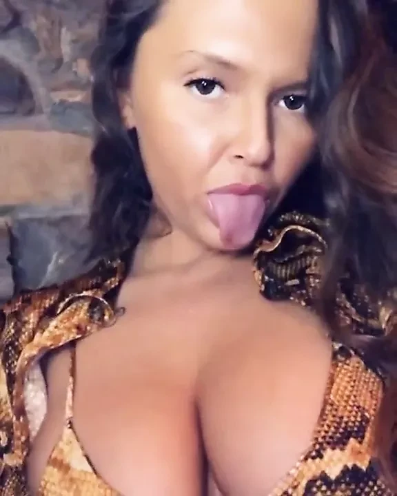 tongue 3...fetish