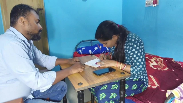 Sexy indian girl boobs sucking boobs press with her boyfriend