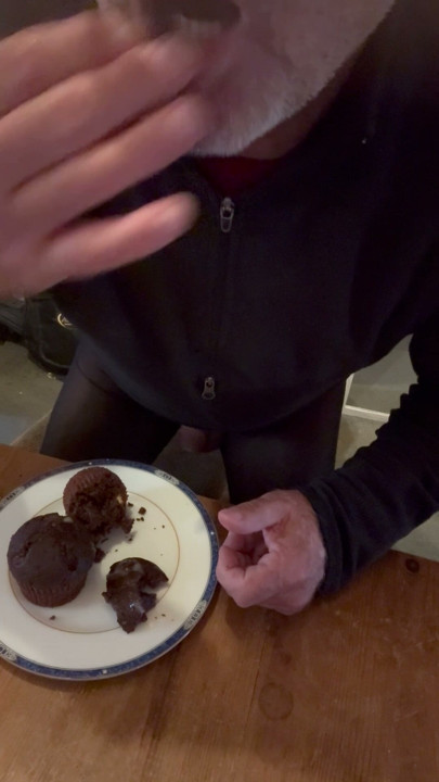 My little cock cumming on muffins, yummy warm cum.