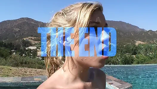 Pelacur pirang muda suka disetubuhi hampir tidak disetubuhi