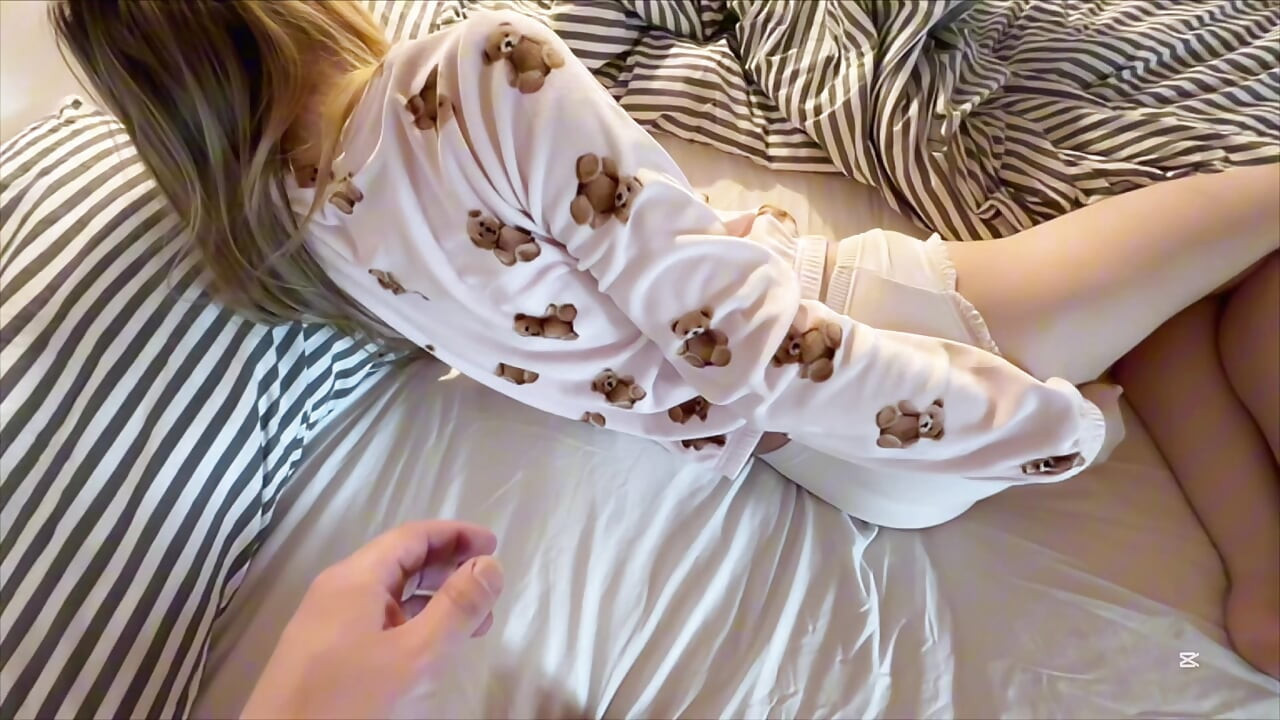 VIRGIN FIS FAIL Det øyeblikket når CUTIE er klar til å miste jomfrudommen og pikken din ikke blir hard fordi hun fiset