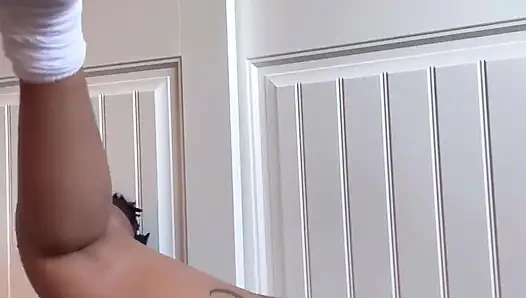 Ebony Bitch Is Addicted to Fantasizing About Being Fucked