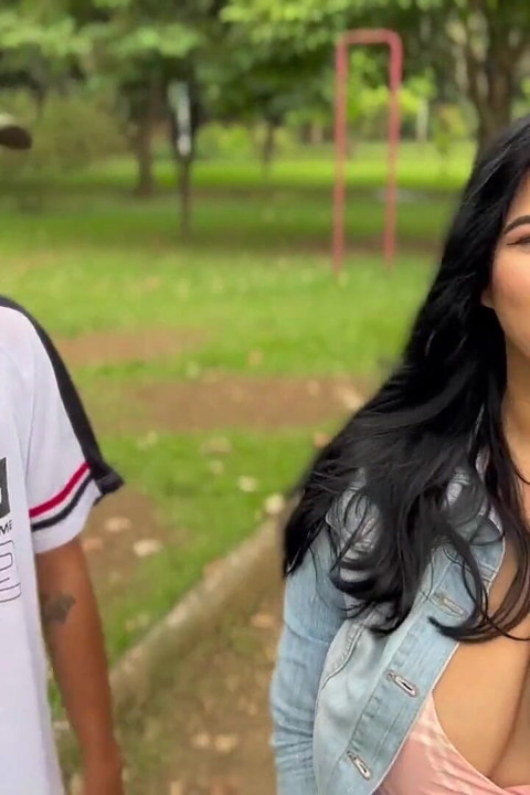 Twink Couple Have Sex on Their First Date in the Public Park