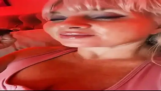 Anda tidak tahu bagaimana rasanya. To Be Me