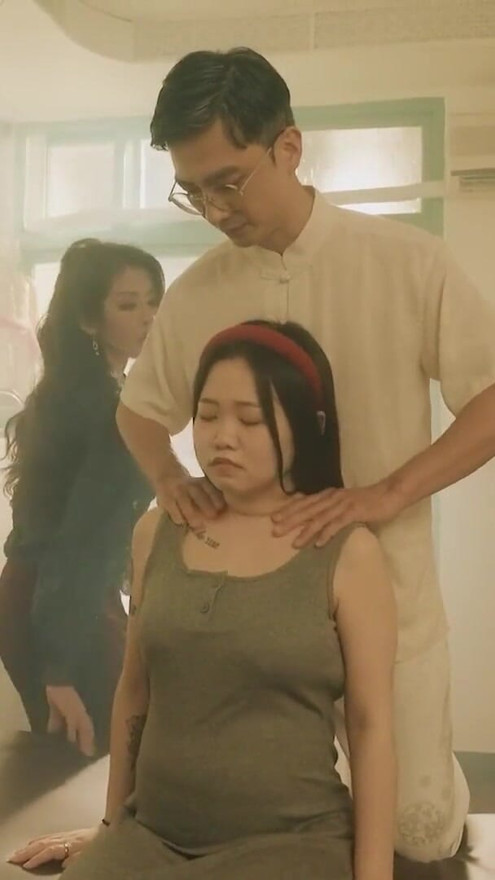 ModelMedia Asia - Old Doctor’s Oriental Fertility Rejuvenation for Lusty Woman | Clip 2