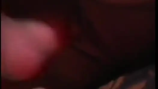 Cewek hot rambut pirang ini suka banget dijilat sebelum seks anal