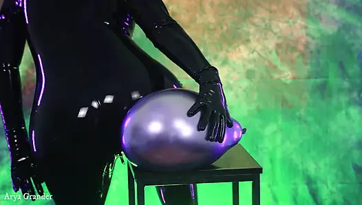 Luftballon-fetisch-video-gummi pOV