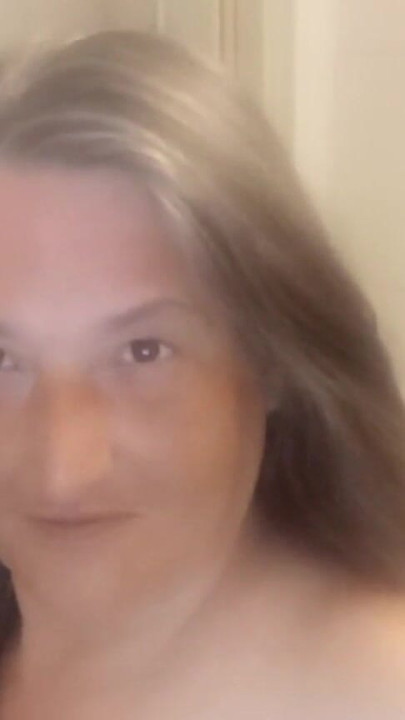 Mature MILF My hair, my look, your imagination | Clip 1