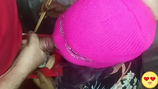 Tante sange ini nyepong 2 kontol kami dan minta dia crot di dalam memeknya 1