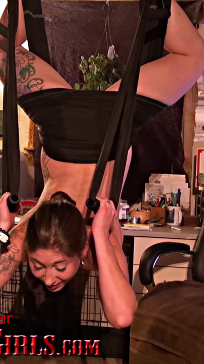 Sex on the swing with my neighbor's wife - Homemade video of Chastity Leigh and Richard Nailder fucking in a sex swing | Clip 1