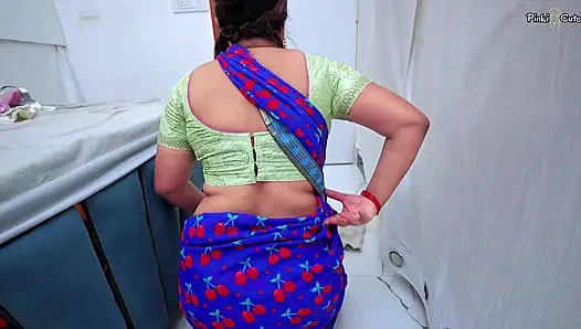 Pembantuku menggoda dengan gaya doggy.. Pembantu pantat bahenol ini dientot habis-habisan sama majikan dominannya di lantai - audio bahasa india.