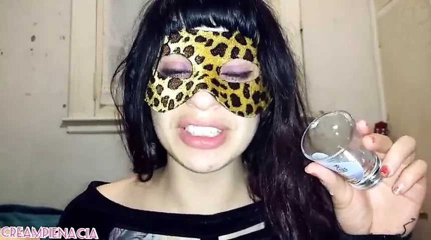 Girlfriend swallows all the milk after finishing in her ass