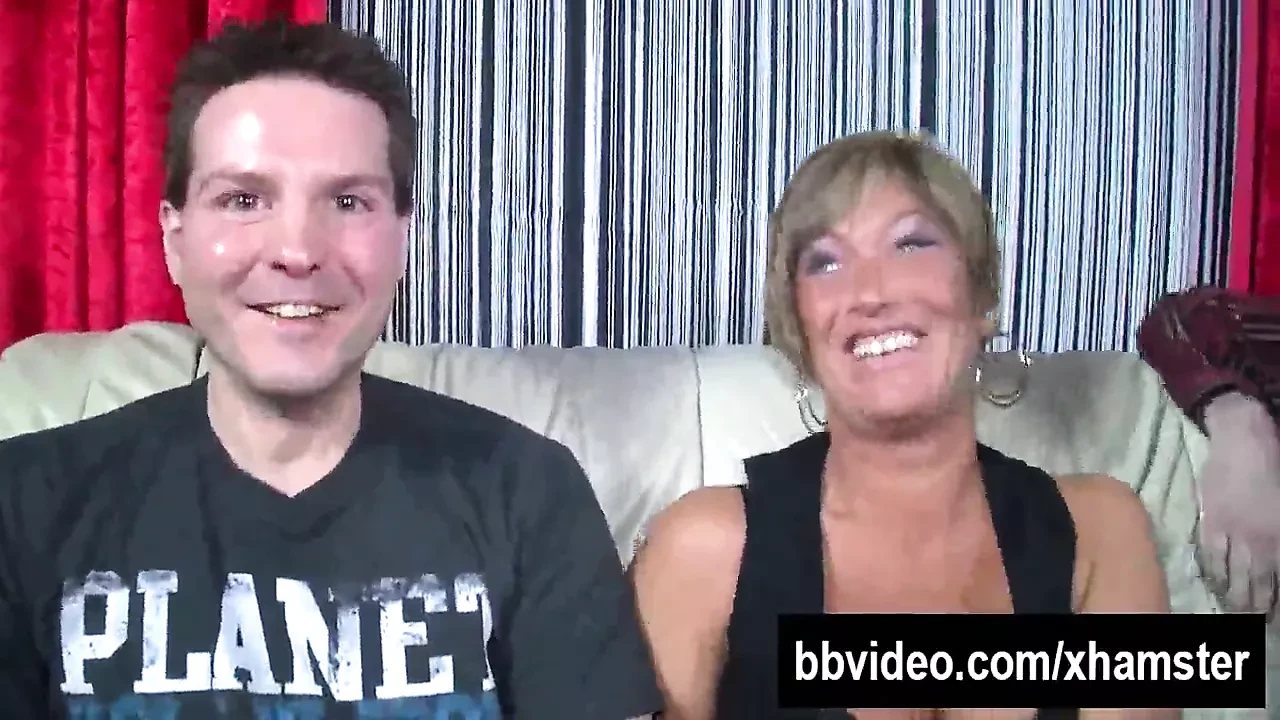 Short haired german milf gets double fucked