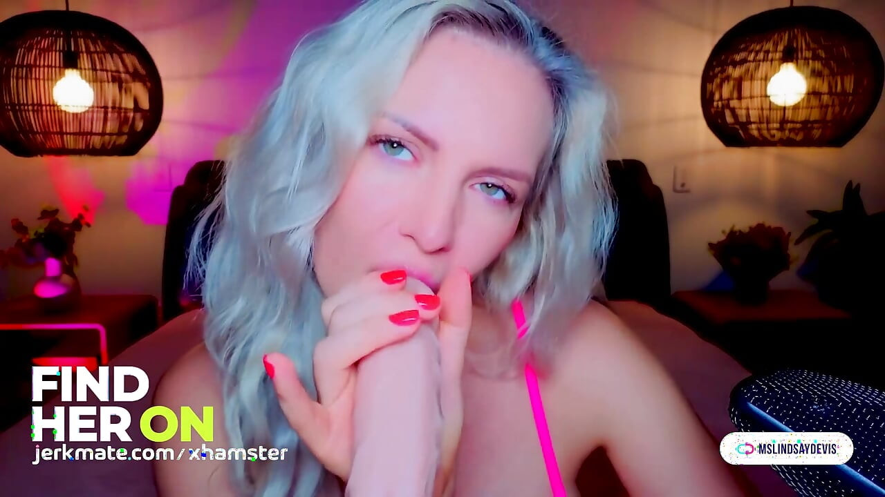 Jerkmate - Meet and Jerk Off with Blonde Cam Babe MsLindsayDevis