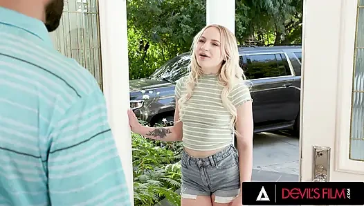 Film mesum - kompilasi ngentot hot bareng babysitter selama 1 jam!