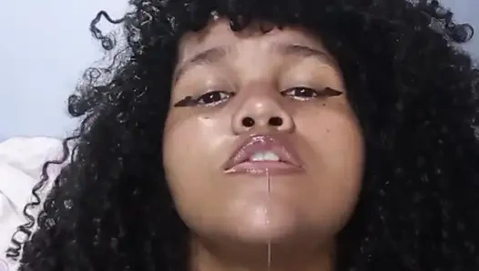 Horny twerk in a tiny thong