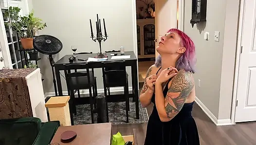 Büyük zenci yarağı bağımlısı orta yaşlı seksi kadın nüks ediyor