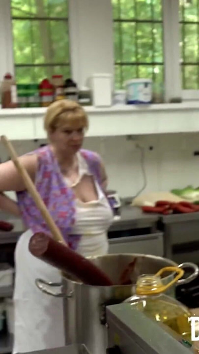 Best Food Porn (Dirty Sarah) | Clip 1