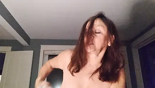 Olgun Sert Model Candi Annie Bakış açısı Çekimi Için Kiralandı