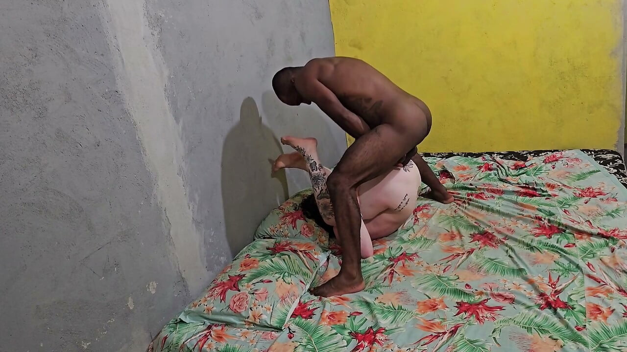 TRIZAL FUCKS A LOT AND BRUNETTE DRINKS ALL THE MALE'S CUM WHEN HE TAKES HIS COCK OUT OF HER FRIEND'S PUSSY