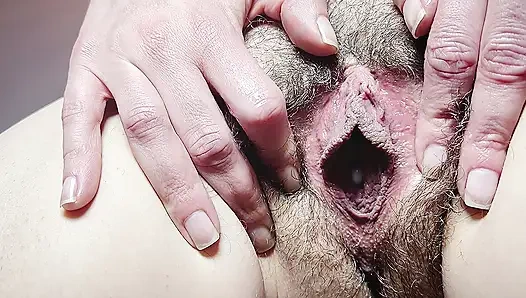 Dirty and wet pad, I had to take off my panties!!