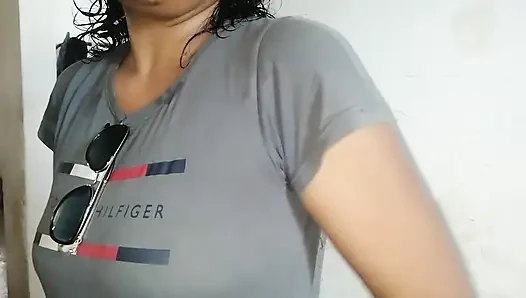Üvey anne banyoda üvey oğlunu baştan çıkarıyor