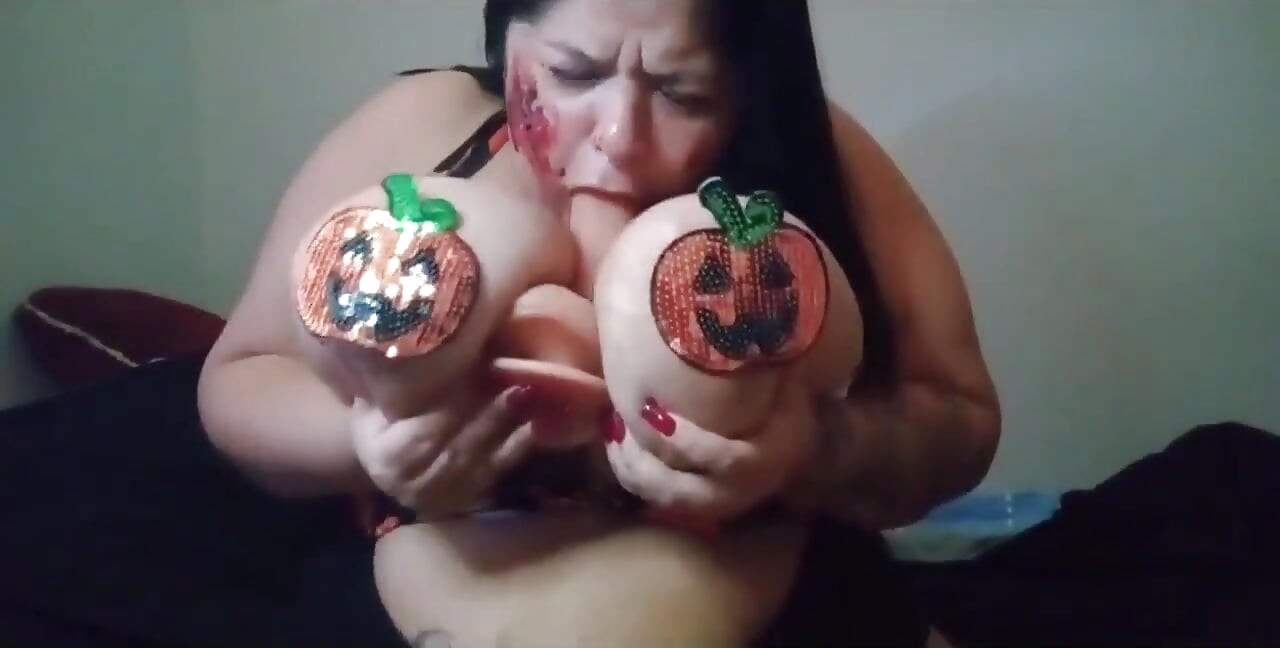 Yaramaz iri güzel kadınla Hallowen - Mary Jhuana