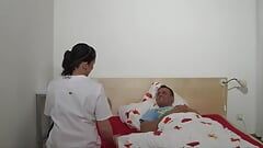 Enfermeira alemã fodida em casa