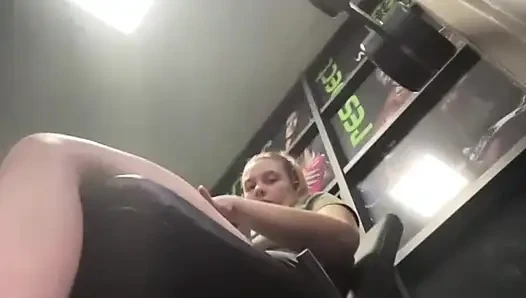 Crazy fucking in the gym with jucielussie