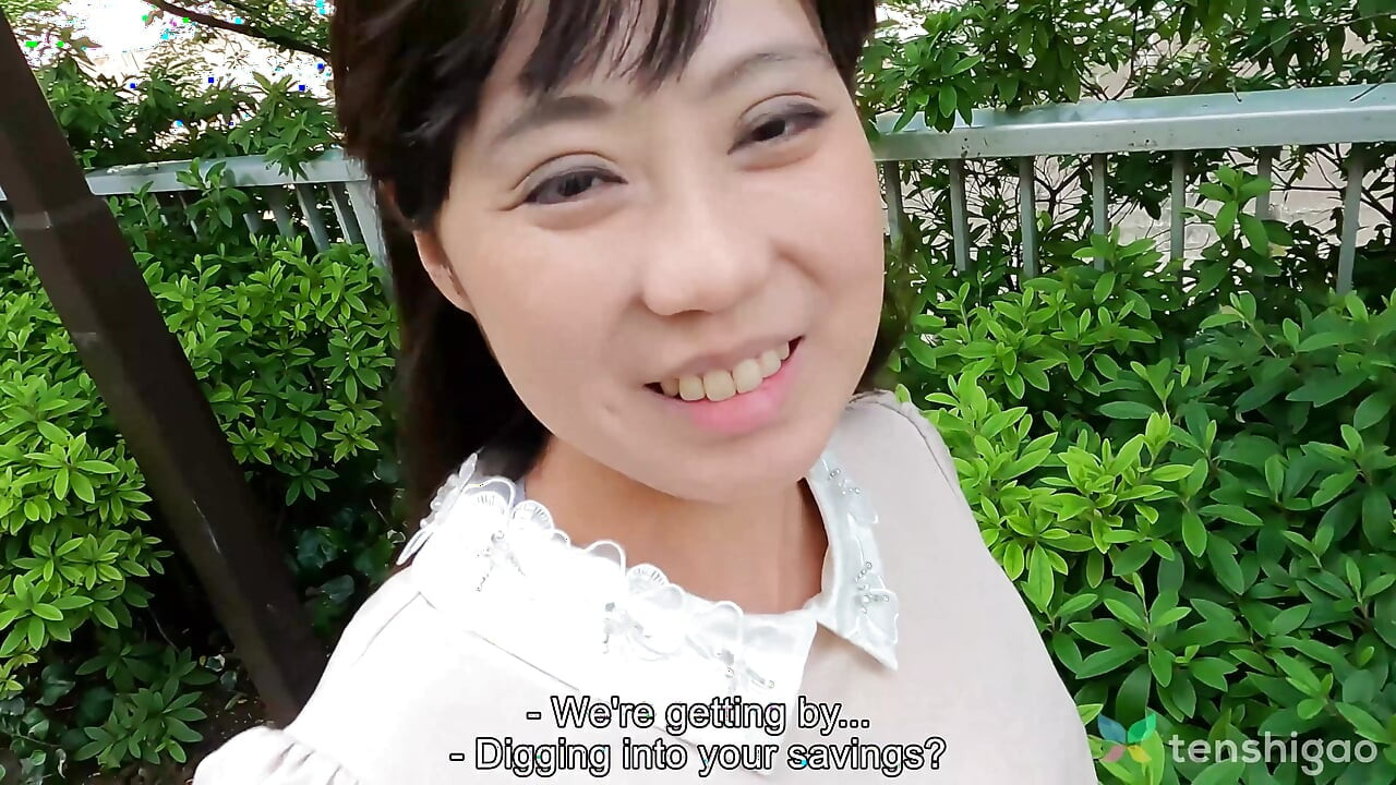 Married and Pregnant Japanese Housewife Ms Siena Morikawa Masturbates