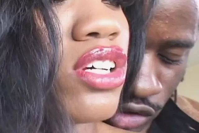 She loves to have her anal hole penetrated by BBC
