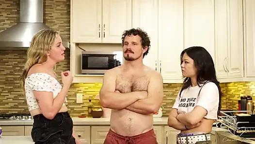 Wawancara: Perjalanan Waktu Bareng Charlie Forde, Robby Apples, Lulu Chu