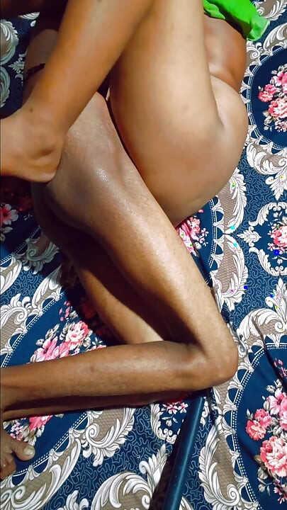 Indian sex bhabhi bedroom me bahut pela hu