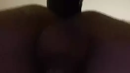 Sikme makine 14, büyük siyah köpek