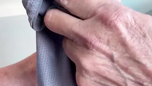 Kirli üvey baba külot kokluyor