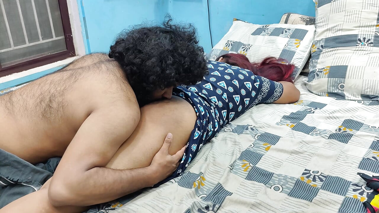 Malayali casal quente lambe cu no romance