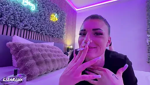 Ich Habe Mich Beim Rauchen Erwischt... Wurde in Einen Schlampigen Blowjob POV